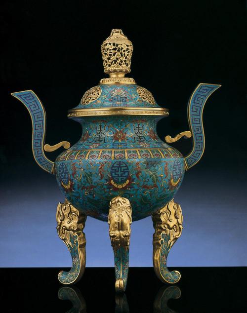 2010春季拍卖会 重要中国瓷器及工艺精品 主页服务 拍卖 资讯 拍卖